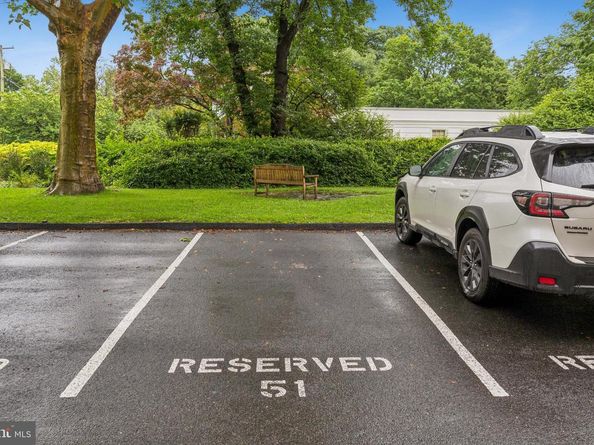 4707 Connecticut Avenue NW 211 & 213, Washington DC 20008