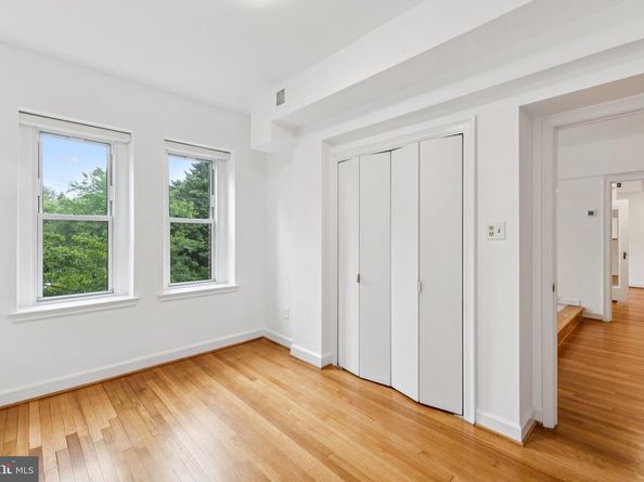 4707 Connecticut Avenue NW 211 & 213, Washington DC 20008