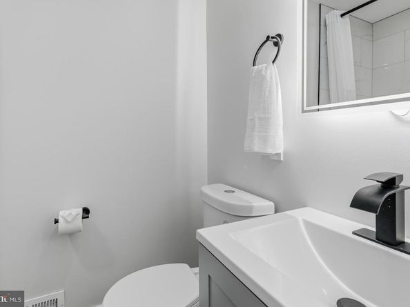 937 E Gorgas Lane, Philadelphia PA 19150