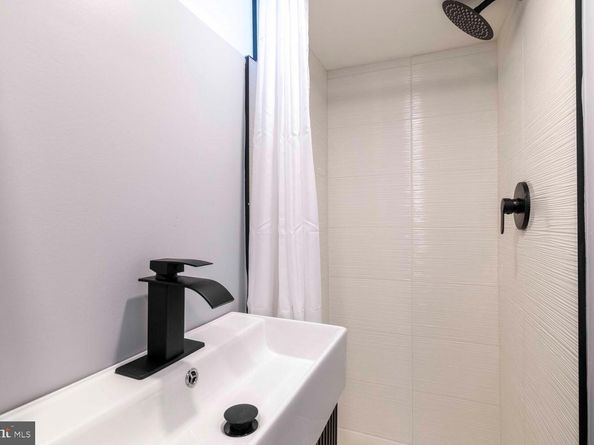 937 E Gorgas Lane, Philadelphia PA 19150