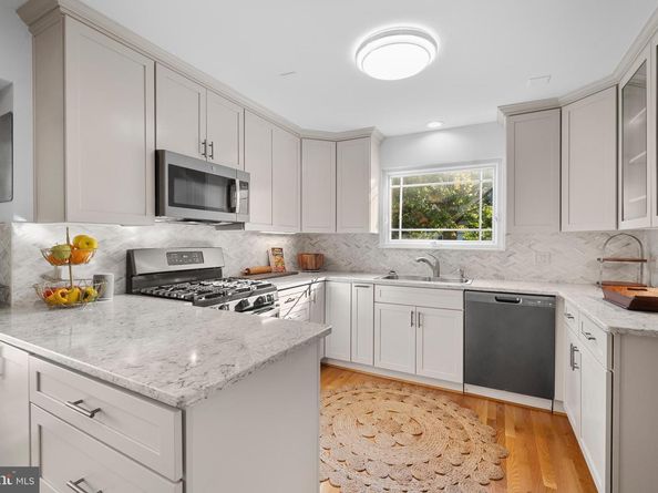 3716 Krysia Court, Annandale VA 22003