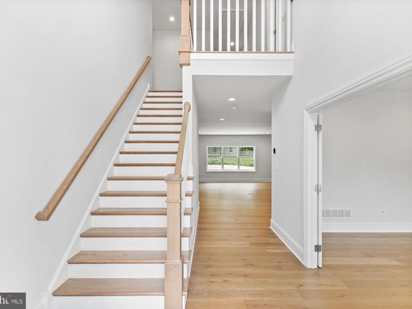 102 Harvey Road 1B, Wallingford PA 19086