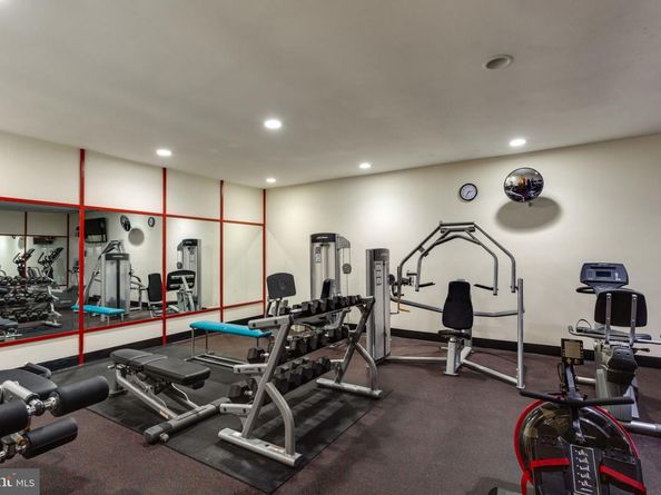 6101 Edsall Road 312, Alexandria VA 22304