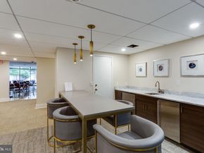 6101 Edsall Road 312, Alexandria VA 22304