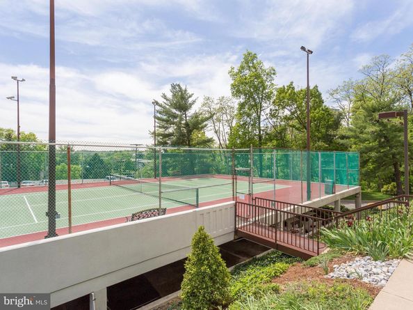 6101 Edsall Road 312, Alexandria VA 22304