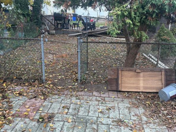 4564 Bermuda Street, Philadelphia PA 19124