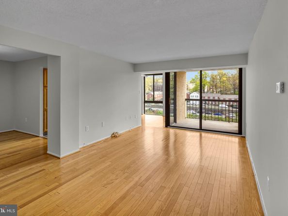 4500 S Four Mile Run Drive 732, Arlington VA 22204