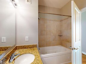 901 N Penn Street R2404, Philadelphia PA 19123