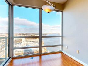 901 N Penn Street R2404, Philadelphia PA 19123