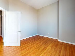 901 N Penn Street R2404, Philadelphia PA 19123