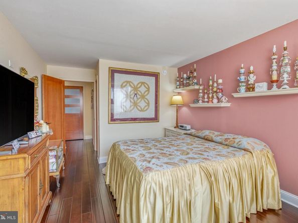 1326 Spruce Street 808, Philadelphia PA 19107