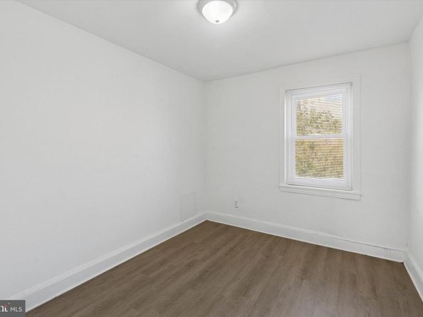 2329 W Thompson Street, Philadelphia PA 19121