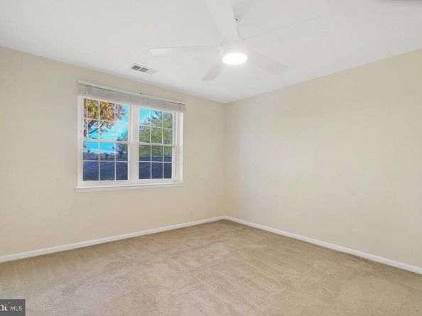 4614 28TH Road S B, Arlington VA 22206