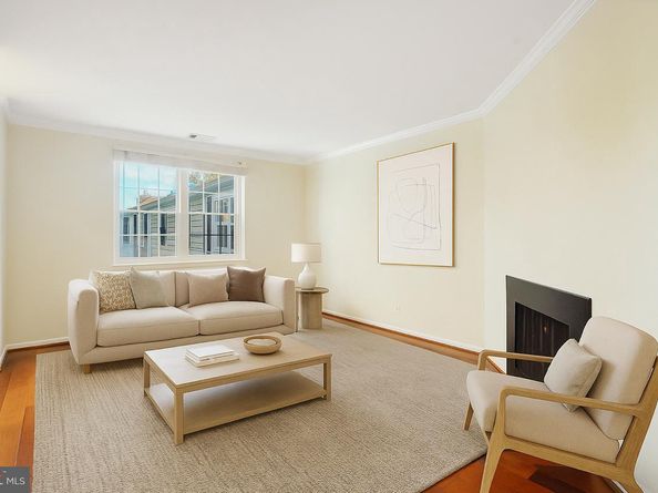 4614 28TH Road S B, Arlington VA 22206