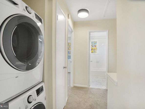 4614 28TH Road S B, Arlington VA 22206