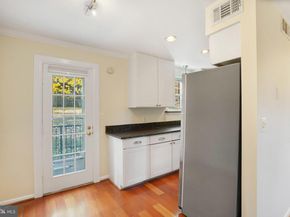 4614 28TH Road S B, Arlington VA 22206
