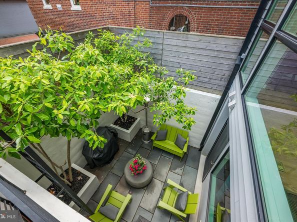 625 5TH Street NE 1, Washington DC 20002