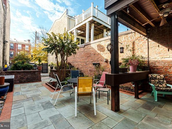 225 Montrose Street, Philadelphia PA 19147