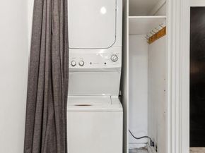 604 S Washington Square 105, Philadelphia PA 19106