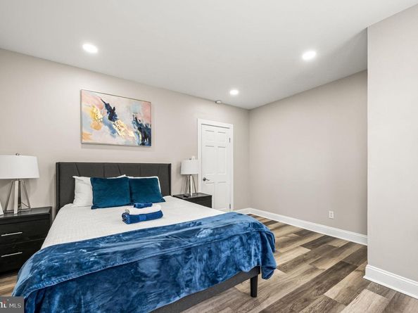 930 N 30TH Street, Philadelphia PA 19130