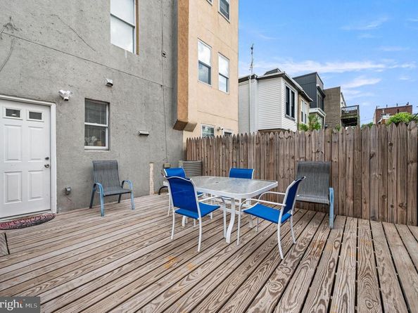 930 N 30TH Street, Philadelphia PA 19130