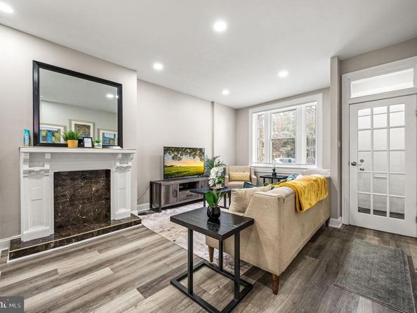 930 N 30TH Street, Philadelphia PA 19130