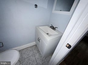 6023 Race Street, Philadelphia PA 19139