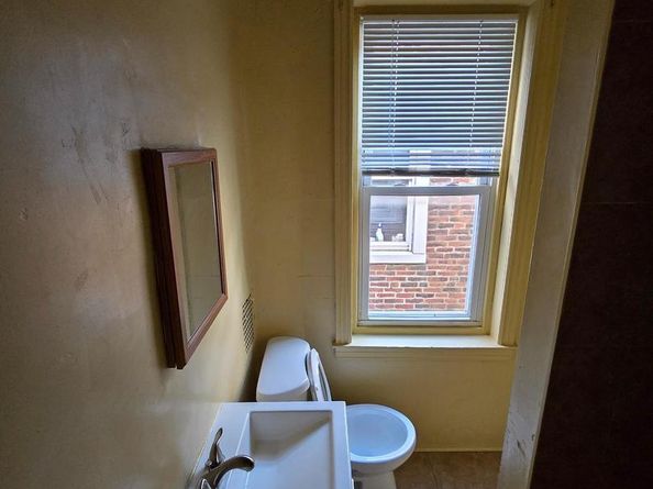 4904 N Front Street, Philadelphia PA 19120