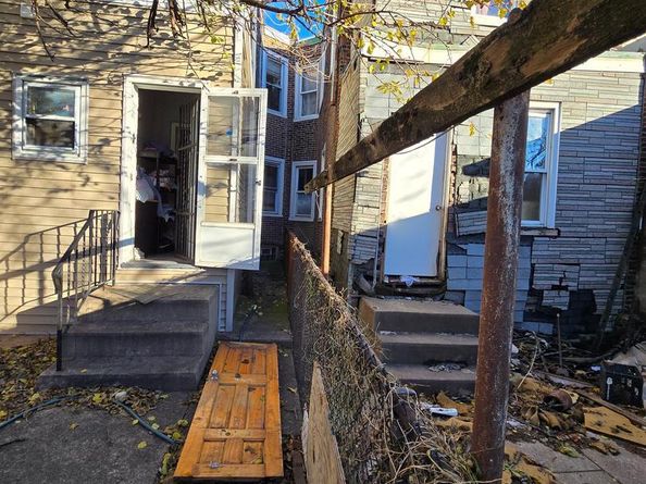 4904 N Front Street, Philadelphia PA 19120