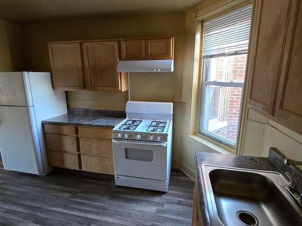 4904 N Front Street, Philadelphia PA 19120