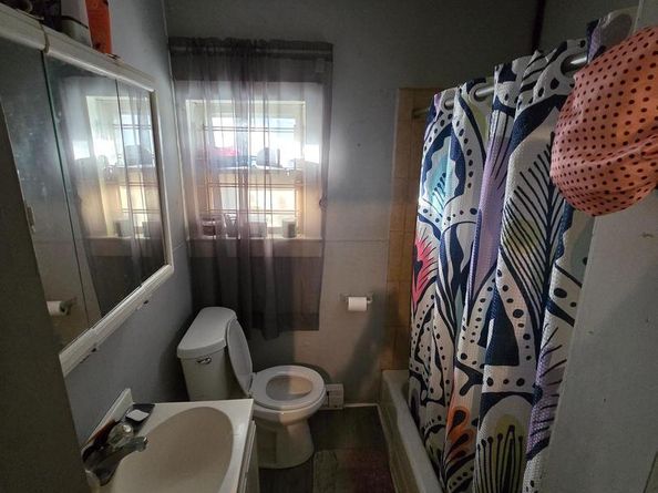 4904 N Front Street, Philadelphia PA 19120