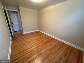 707 Crescent Drive, Glenolden PA 19036