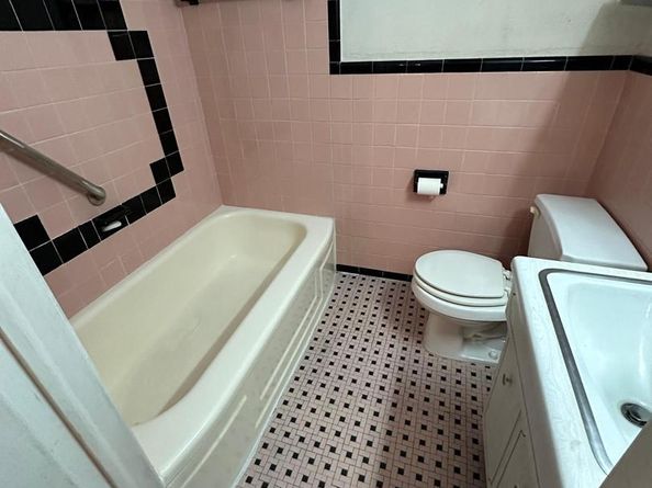 707 Crescent Drive, Glenolden PA 19036