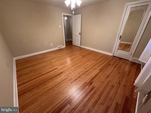 707 Crescent Drive, Glenolden PA 19036