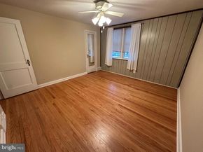 707 Crescent Drive, Glenolden PA 19036