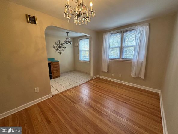 707 Crescent Drive, Glenolden PA 19036