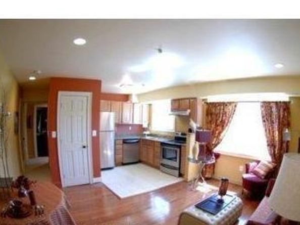 4820 C Street SE 103, Washington DC 20019