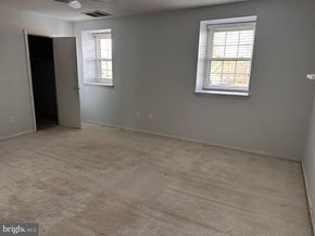 1155 York Road C11, Warminster PA 18974