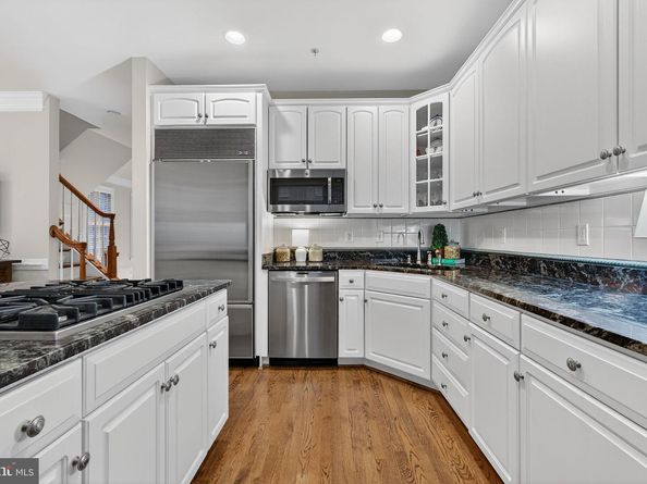 16 Wharf Street, Alexandria VA 22314