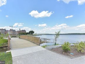 16 Wharf Street, Alexandria VA 22314