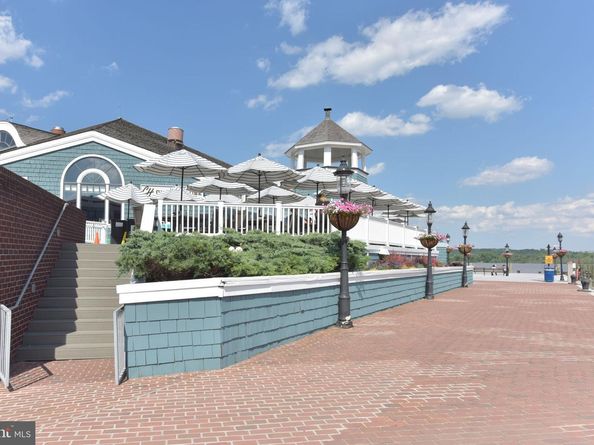 16 Wharf Street, Alexandria VA 22314