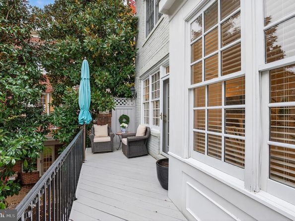 16 Wharf Street, Alexandria VA 22314