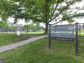 16 Wharf Street, Alexandria VA 22314