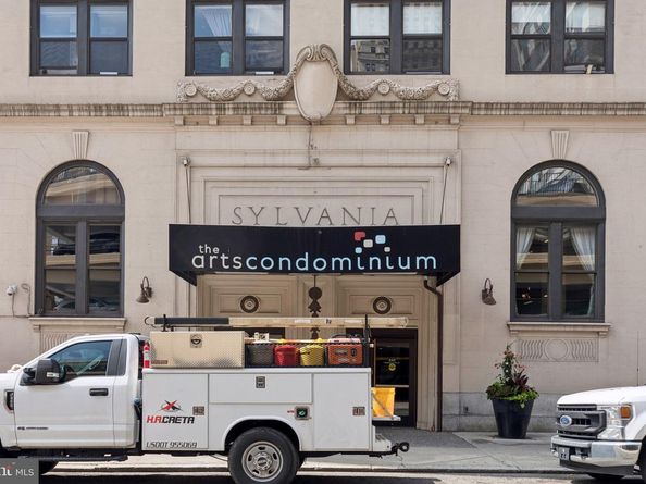 1324 Locust Street 528, Philadelphia PA 19107