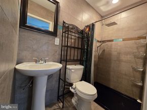 6605 Ross Street, Philadelphia PA 19119