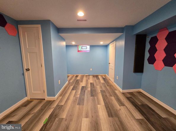 6605 Ross Street, Philadelphia PA 19119