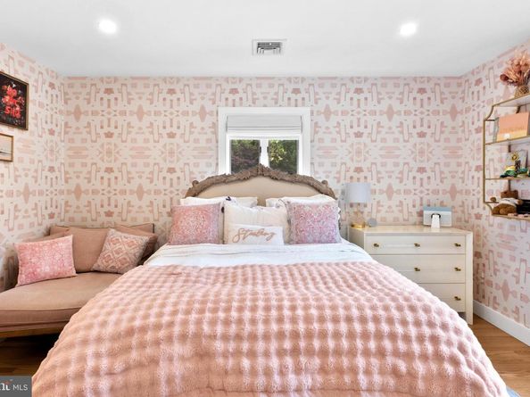 1075 Green Valley Road, Bryn Mawr PA 19010