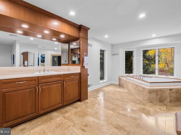 1075 Green Valley Road, Bryn Mawr PA 19010