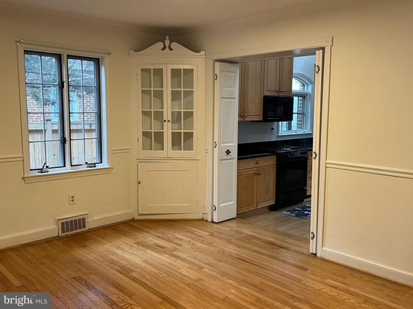 8904 Grant Street, Bethesda MD 20817