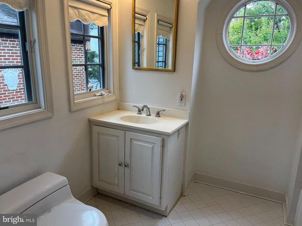 8904 Grant Street, Bethesda MD 20817